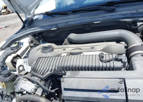 2016 Volvo Xc70 T5 Premier from USA, damaged, VIN YV4612NK2G1244554